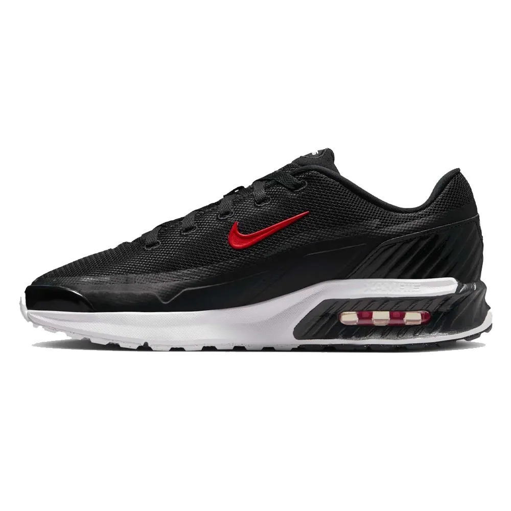 Par de tênis Nike Air Max Bia Masculino preto e vermelho mostrando logo Nike na lateral